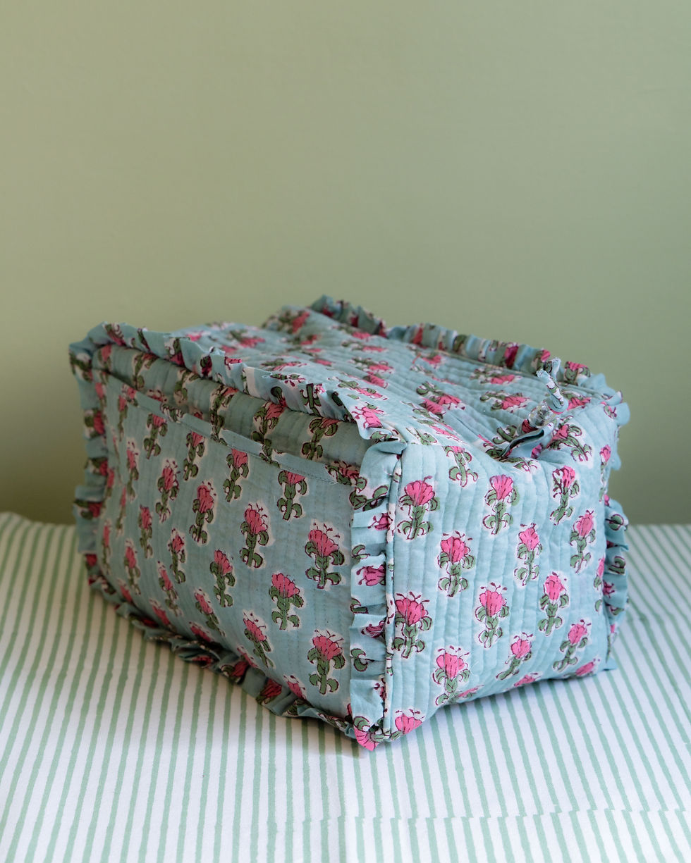 Thumbnail: Quilted Washbag - Green & Pink