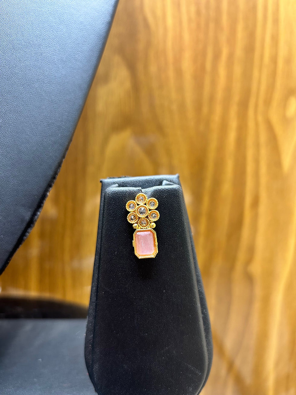 Thumbnail: Antique jewellery multi colour stone set