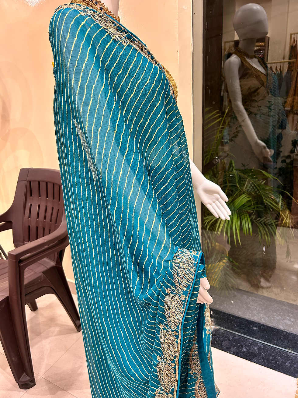 Thumbnail: Lahriya Chifan Saree contrast  work Blouse With Beautiful Border 
