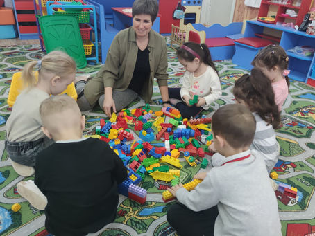 Разноцветные фонарики