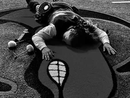 Achieving Flow in Bagpiping: The Balance Between Expertise and Effortless Attention