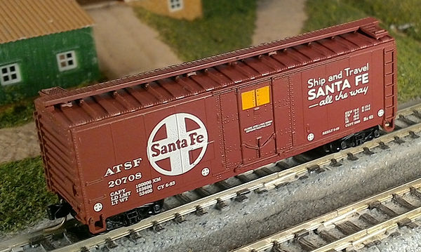 40 plug door boxcar.jpg