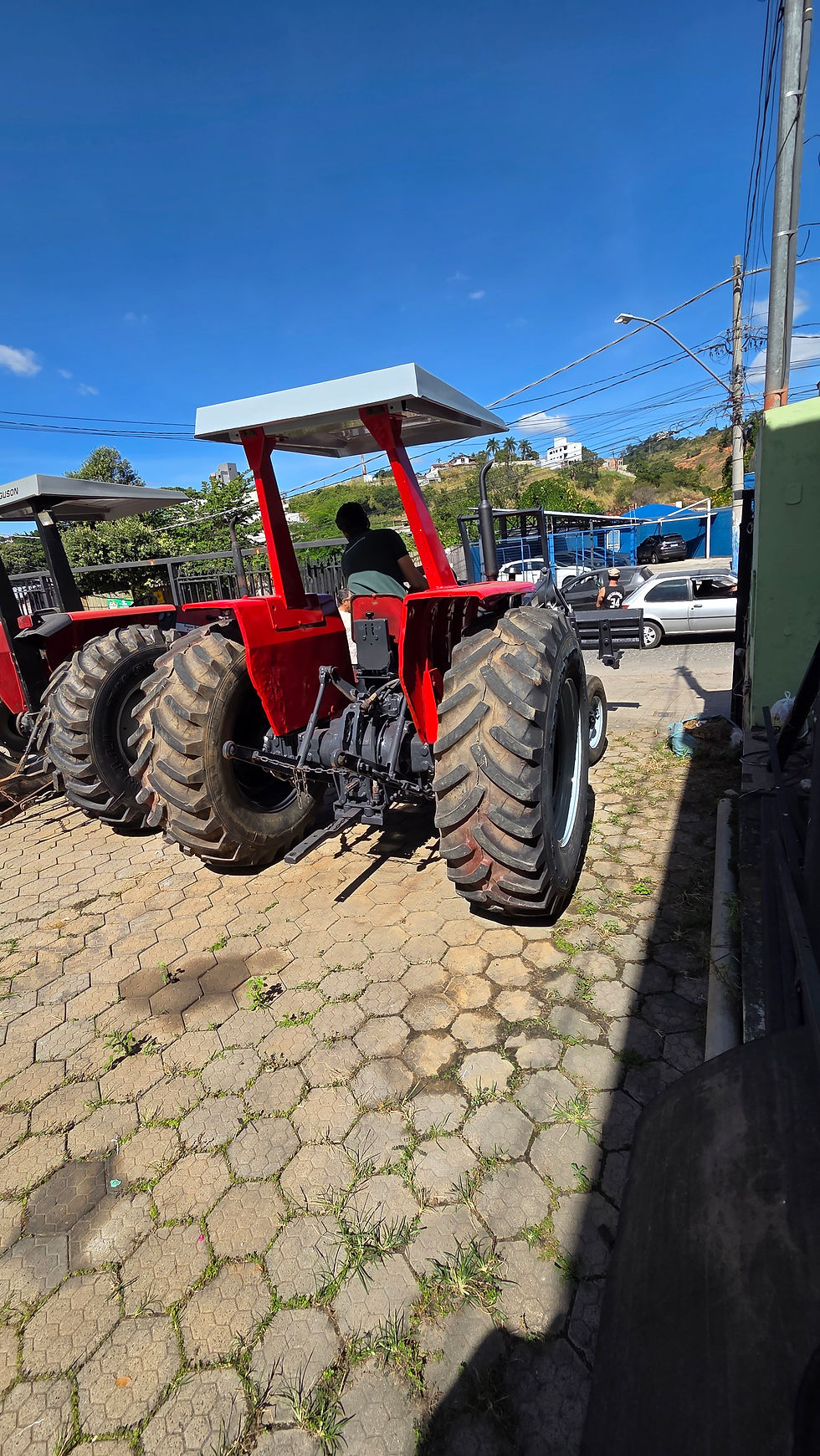 Miniatura: TRATOR MASSEY FERGUSON 290 ANO 1986