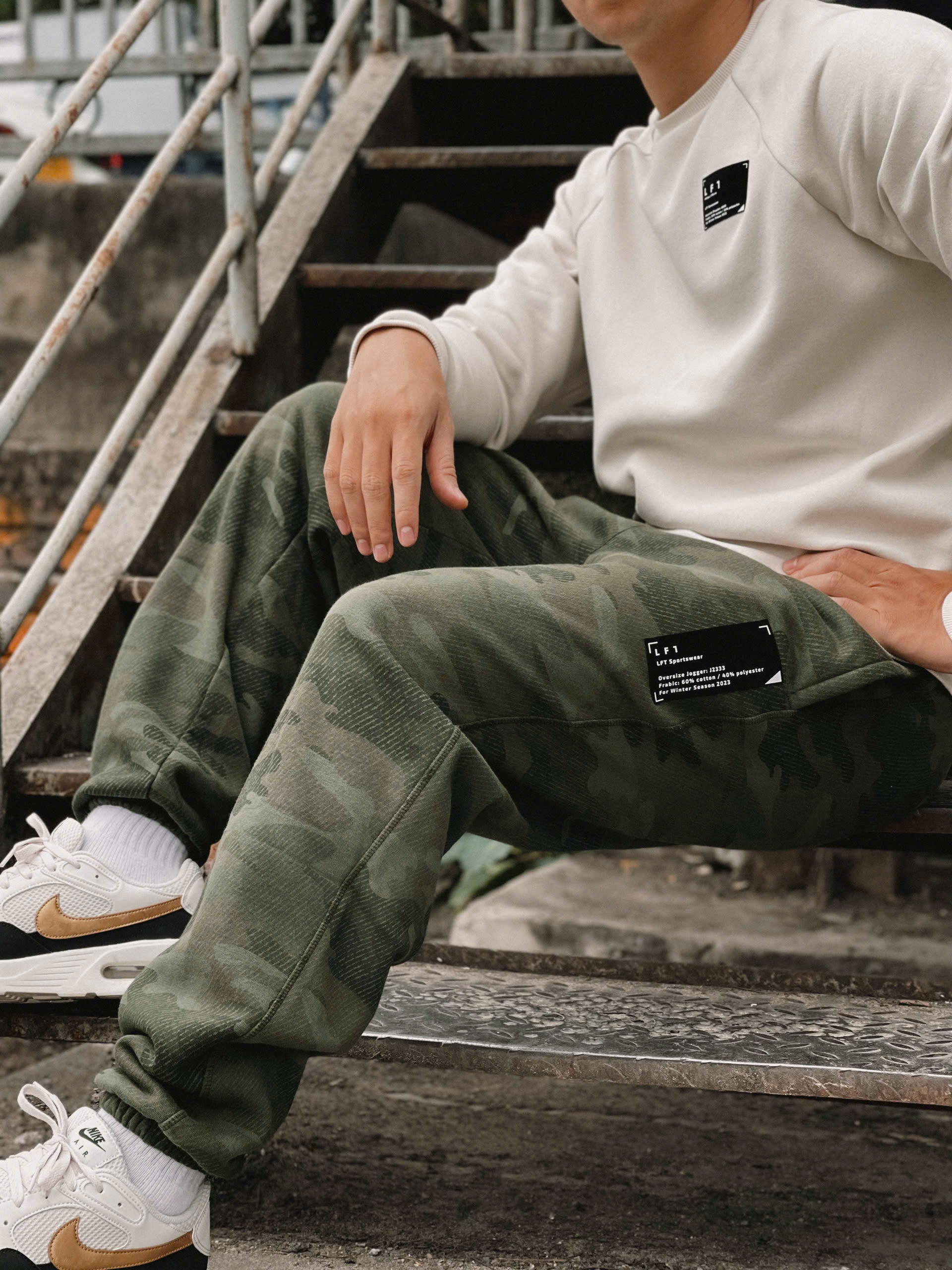 JOGGER NỈ CAMO // XANH RÊU