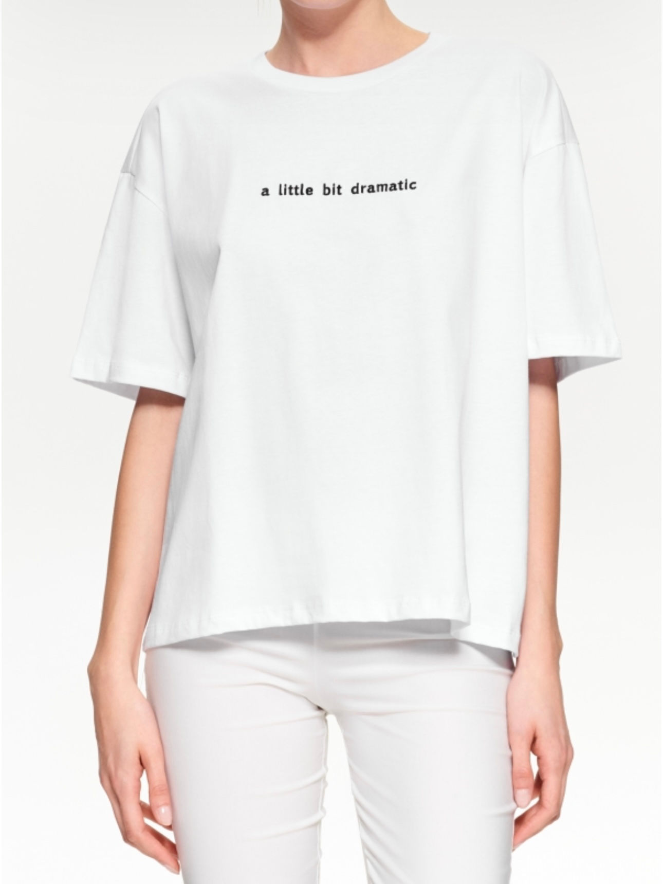 Tričko a little bit dramatic