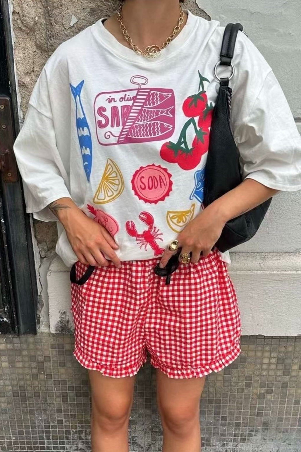 Bílé oversize tričko s hravým foodie potiskem