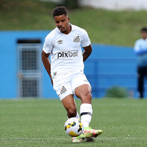 Ademir Quintino revela que Santos emprestou lateral a clube da série A
