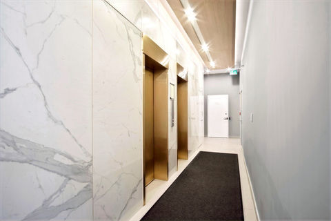 Hallway.jpg