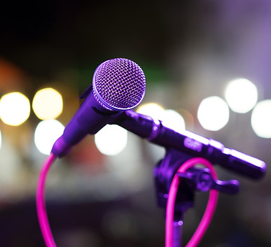 microfono sul palco