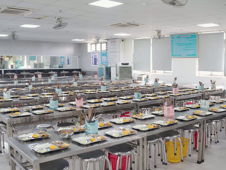 🎥HẬU TRƯỜNG BỮA ĂN BÁN TRÚ PHƯỢNG HOÀNG – KHÔNG CHỈ LÀ BỮA ĂN, MÀ LÀ NỀN TẢNG CHO SỰ TRƯỞNG THÀNH 🍽️ 