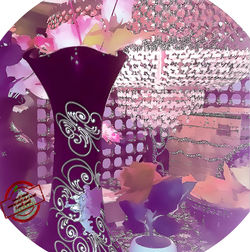 من داخل الشباك المقدس