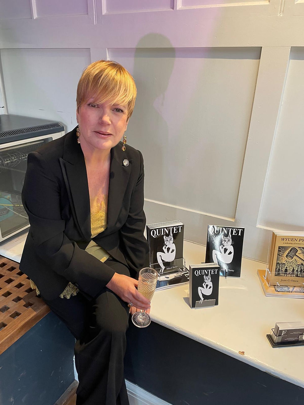 Hillard with Quintet