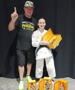 tand-out Athlete award presented by James Sung Lee (ISKA World Champion& Film Fight Choreographer)