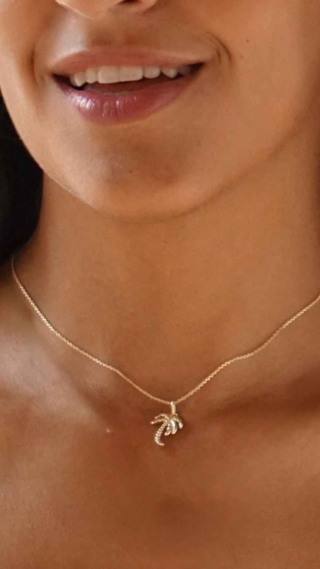 Palm Breeze Necklace