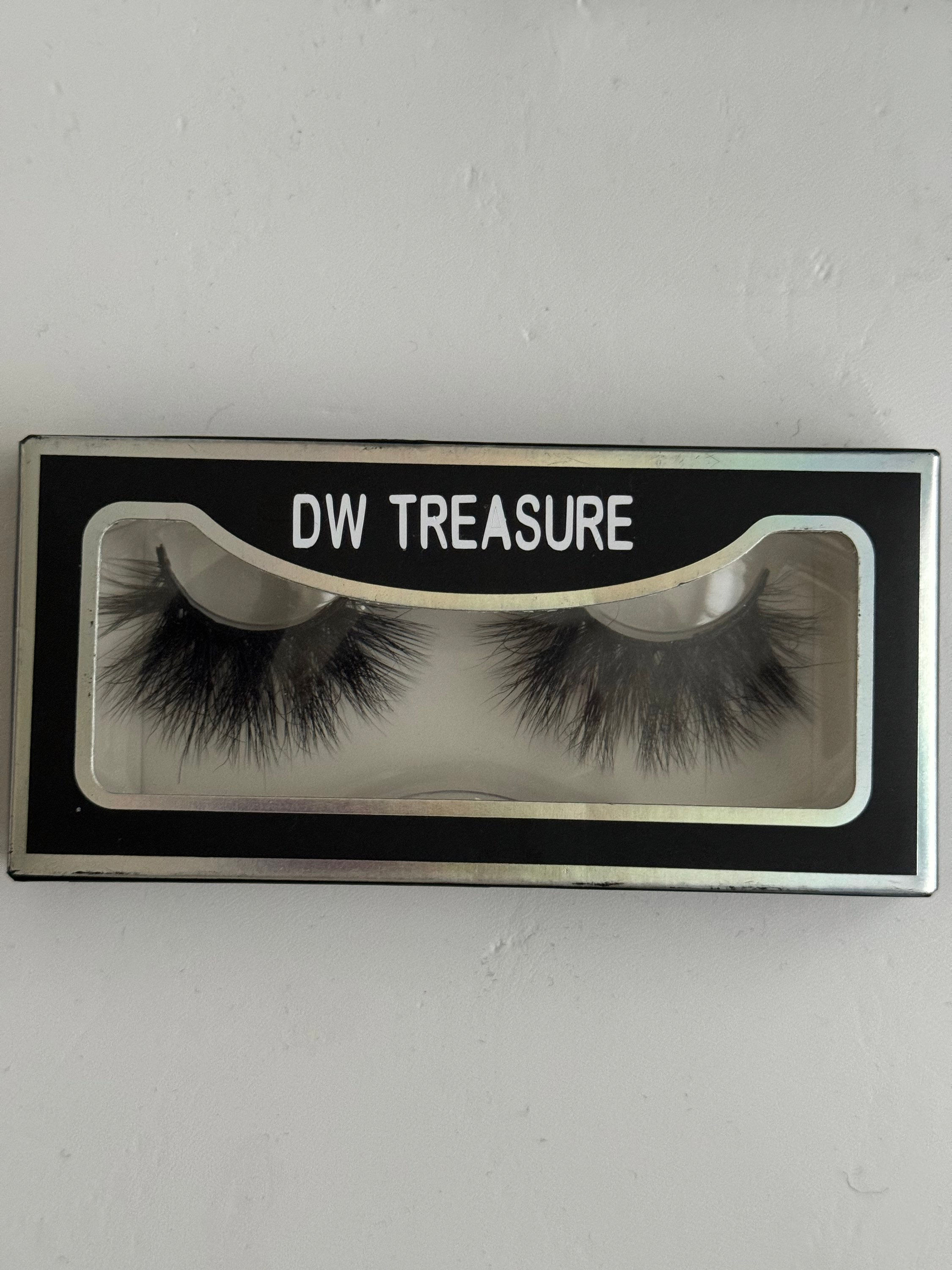 Lashes (Hot Pleazer)