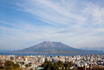 鹿児島市街地と桜島(城山から)1_edited.jpg