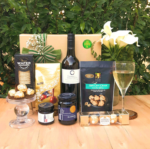 White Wine Gift Box | The Golden Clover