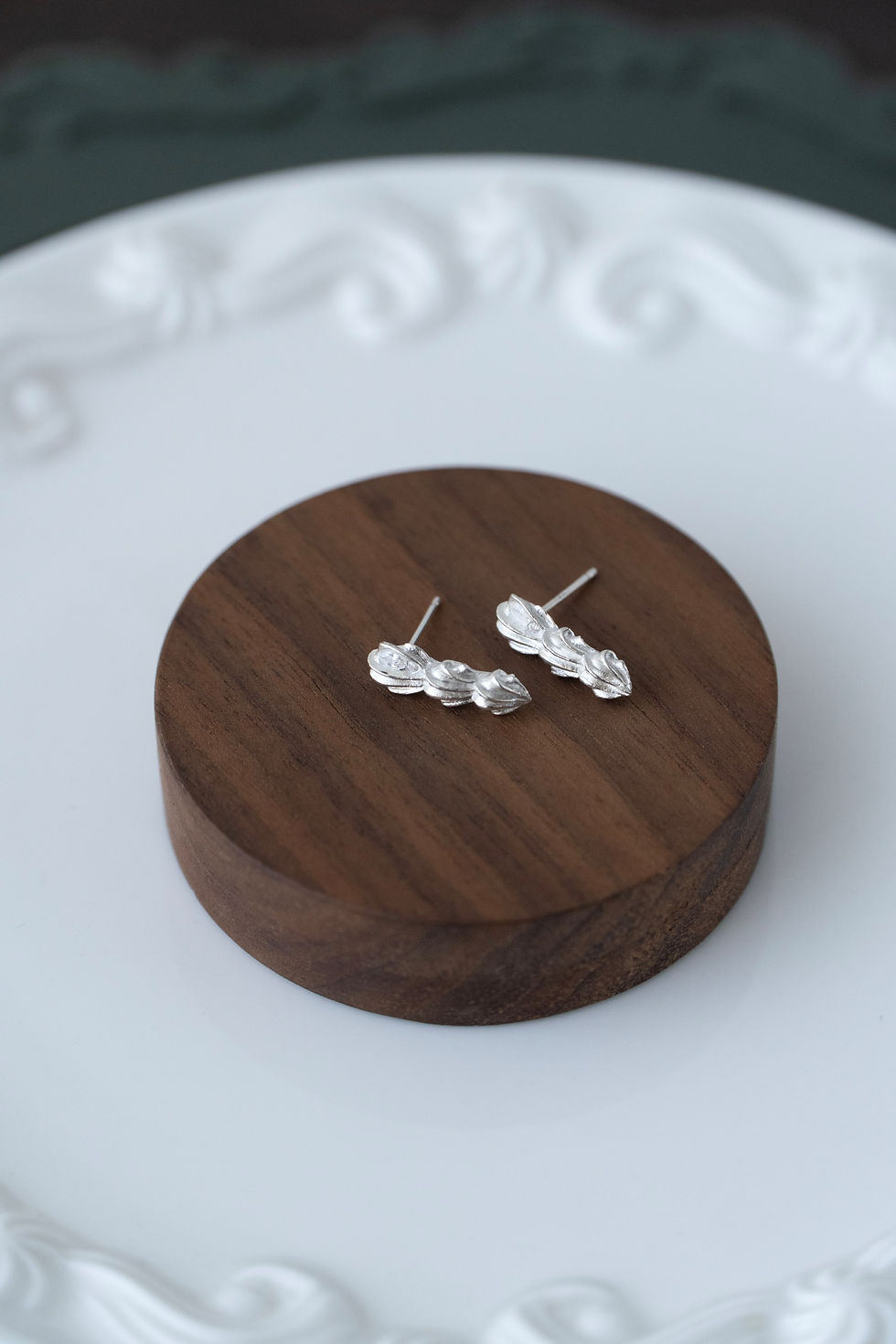 Thumbnail: Sparkling Cream Fine Silver Earrings