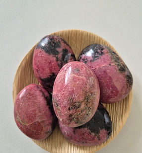 galet rhodonite