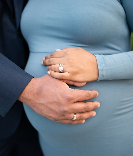 central florida maternity photography_rings and hands on baby belly
