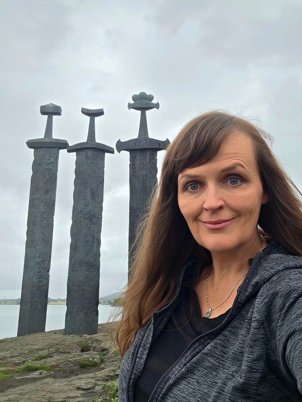 Sverd i fjell, worth the short bus ride to Hafrsfjord.