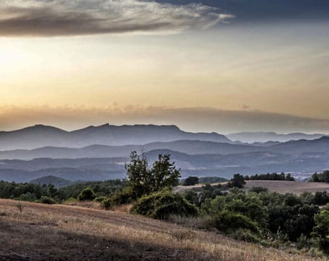 valley-hills-mountains-spanish-vegan-tour.jpg.jpg