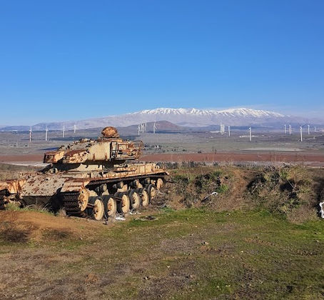 בעקבות לוחמים ברמת הגולן - שלוש הצעות