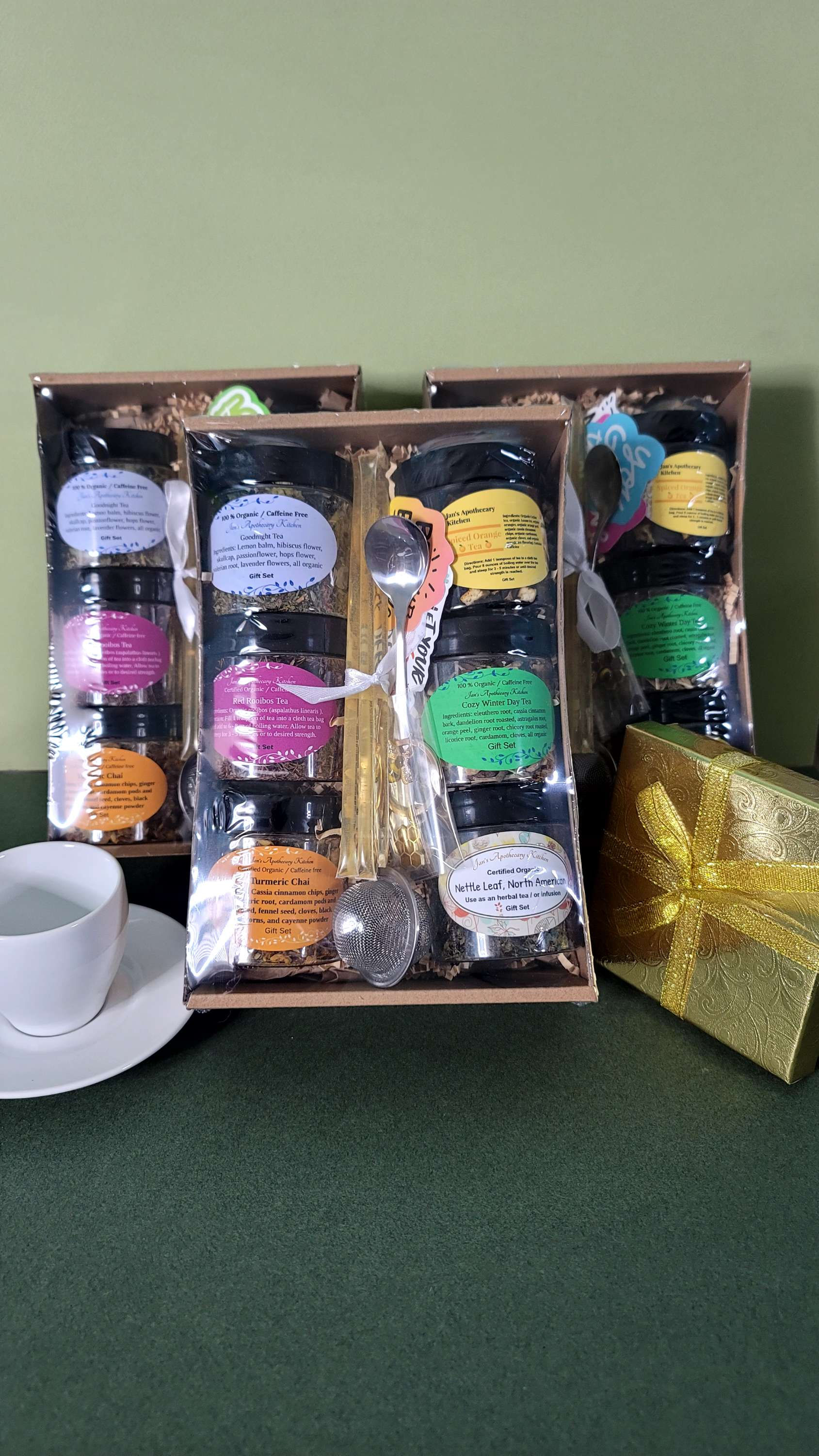 Winter Tea Gift Box