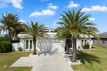 Gorgeous Modern Smart Home For Sale
