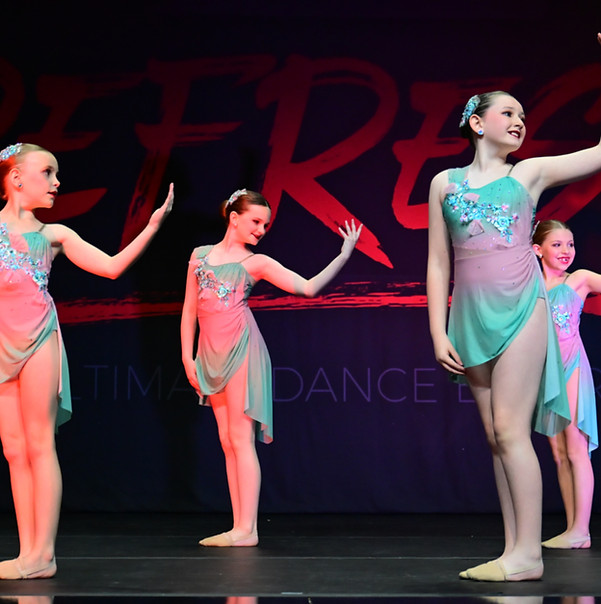 Act136_TrueColors_WorldOfPerformingArts_Img45078_edited.jpg