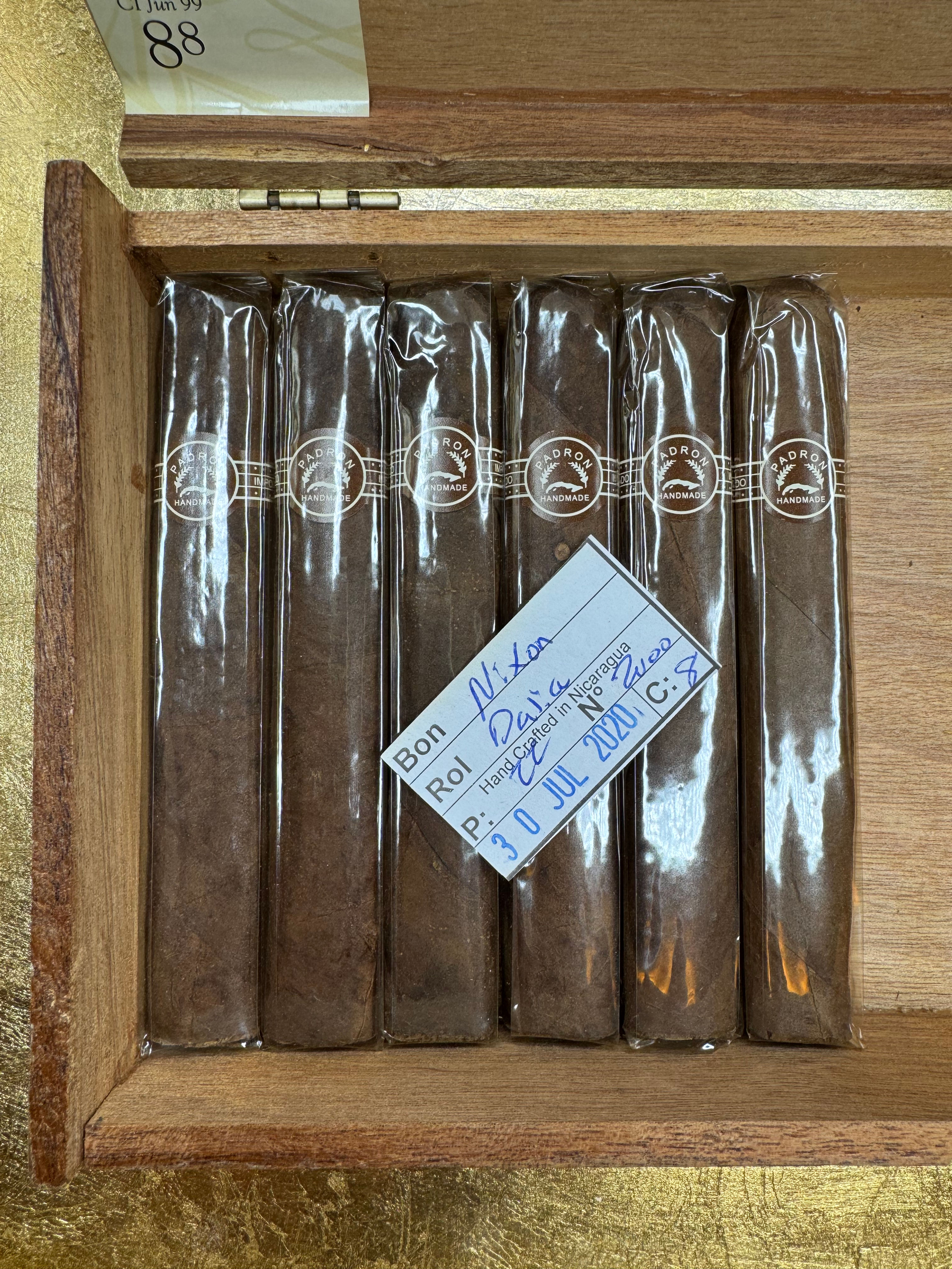 (Year: 2020) Padron 2000, qty: 1