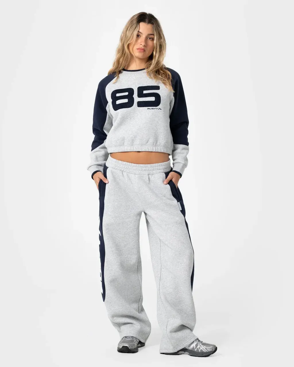 RUSTY WOMENS HARVEST CROPPED CREW NECK FLEECE - GREY MARLE
