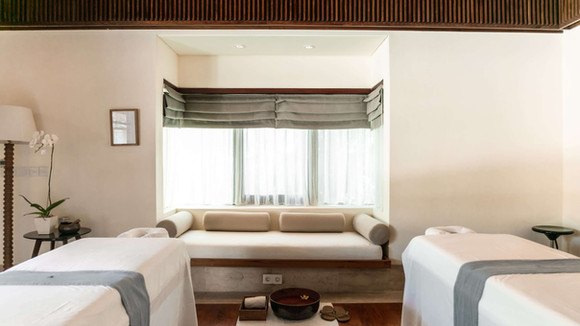 Double treatment room for spa therapies at Revivo Wellness Resort Bali