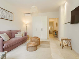 Shanti Suite at Shanti Som Wellbeing Retreat in Spain