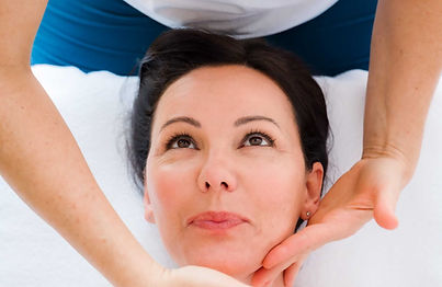 Facial massage treatment at Océano Health Spa Hotel Tenerife