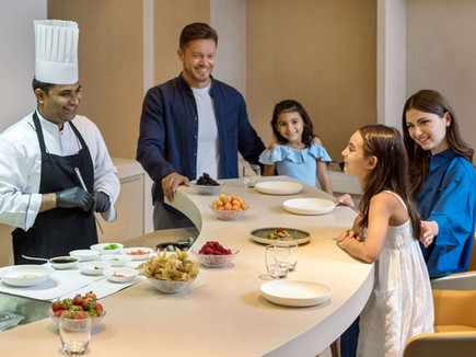 Interactive healthy cooking class at Zulal Wellness Resort