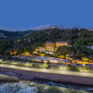 Exterior view of Palasiet Wellness Clinic and Thalasso at night