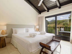 Standard Mountain View Room at Shanti Som Wellbeing Retreat in Spain