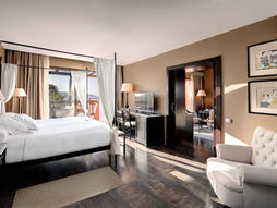 Suite at Asia Gardens Hotel in Spain