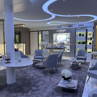 Modern relaxation lounge at Clinique La Prairie with La Prairie skincare boutique