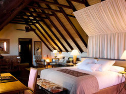 Lankawi Suite at Asia Gardens Hotel in Spain