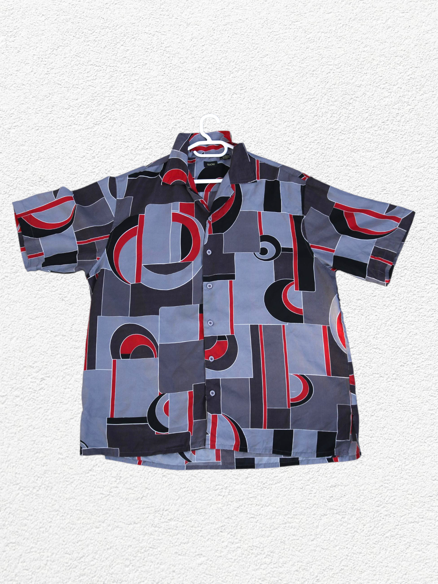 Short-sleeved shirt