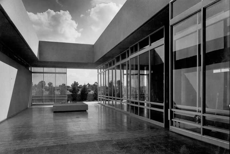 yad le banim2_edited.jpg