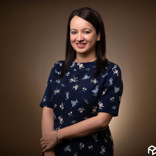Corporate headshot photographer in Delhi NCR