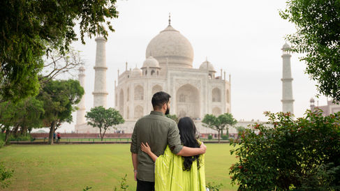 Professional Photographer in Taj Mahal, Agra