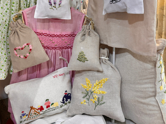 【2025最新】胡志明質感手繡小物推薦｜女生必逛 Ha Phuong 刺繡選物店