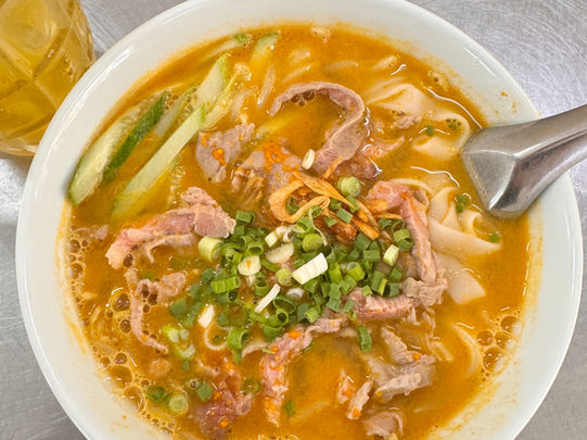 ホーチミンで変わり種フォーを体験！Quốc Kýの「サテフォー」を堪能しよう