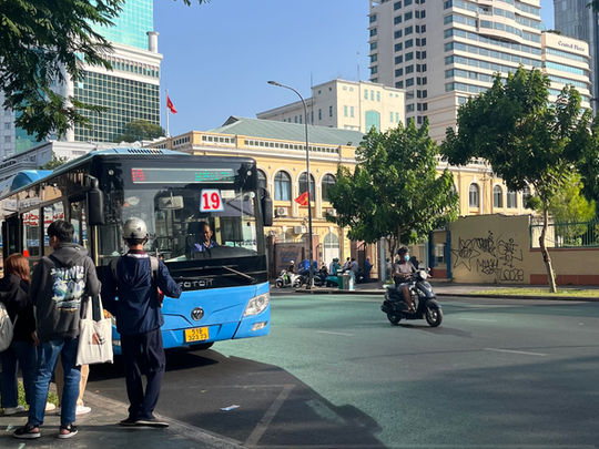【ホーチミン情報】バスの乗り方🚌【ベトナム観光】【ベトナム在住】