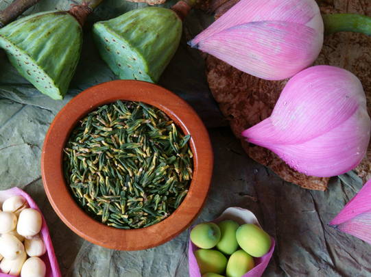 【2025年版】ベトナム紅茶のお土産ガイド｜ハス茶・人気ブランド・スーパーでのお買い物ガイド