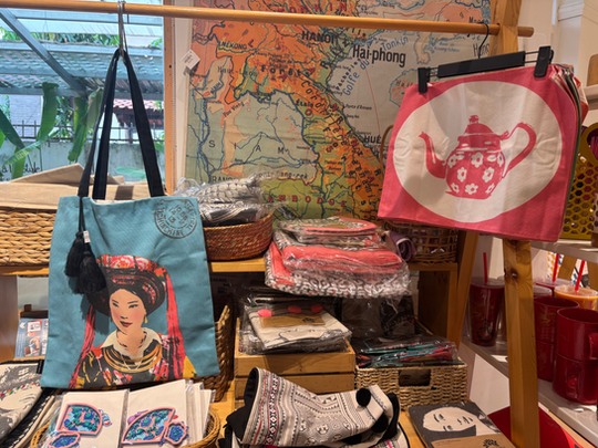 【2026】越南雜貨圖鑑｜從刺繡、編織包、餐具到「包裝控」必買伴手禮全攻略
